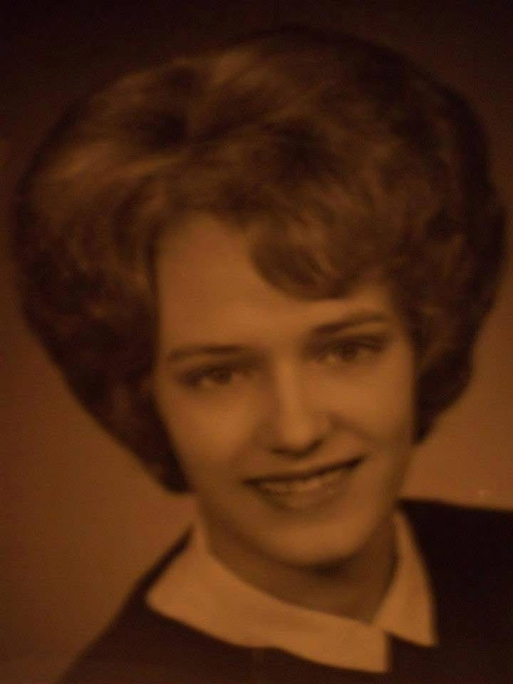 Kindred Kameo Custom Canvas Vintage Portrait 11" x 14"