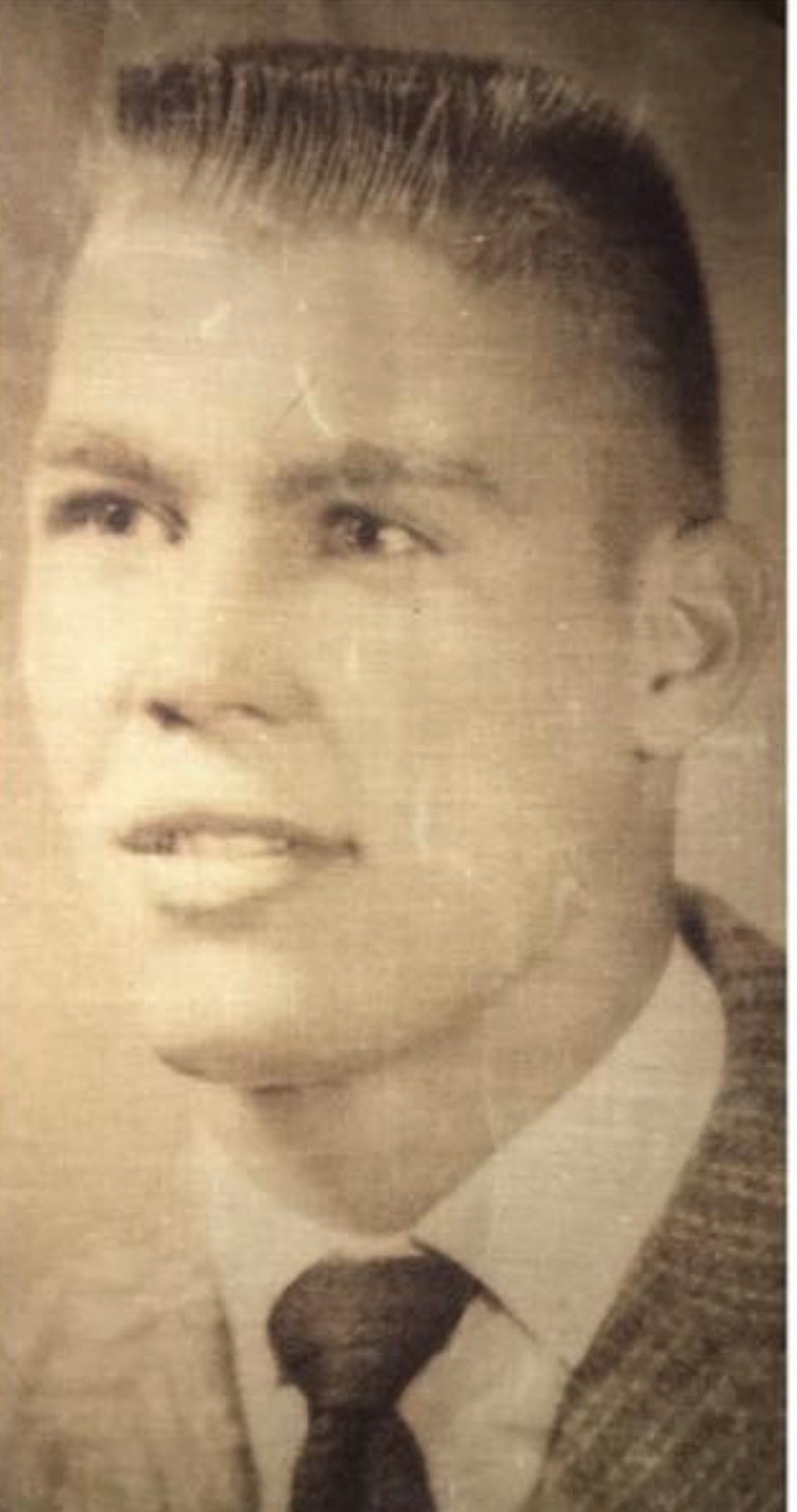 Kindred Kameo Custom Canvas Vintage Portrait 11" x 14"